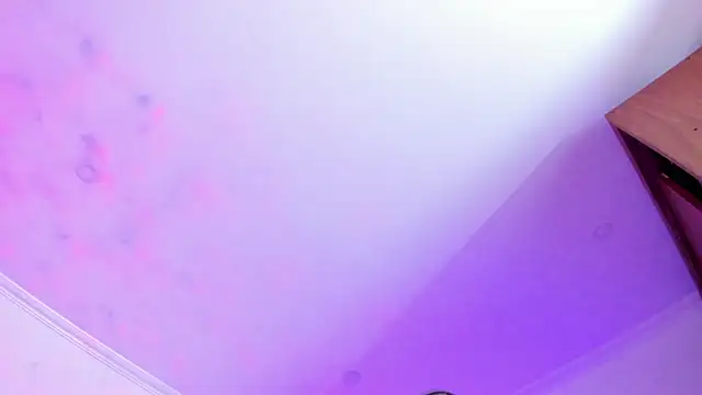 Snapshot of gabi_steele chatting on 11/13/25, 05:12 gabi steele online show from 11/13/25, 05:12