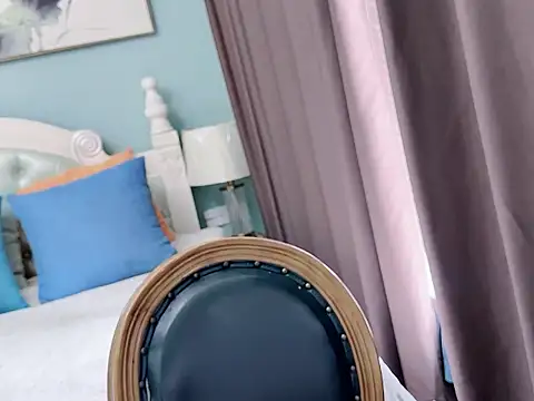 sarah111 online show from 10/17/25, 02:26