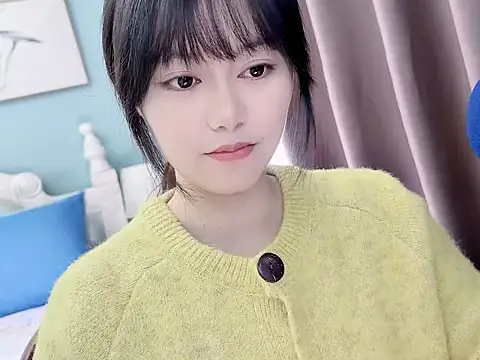 sarah111 online show from 11/26/25, 03:51