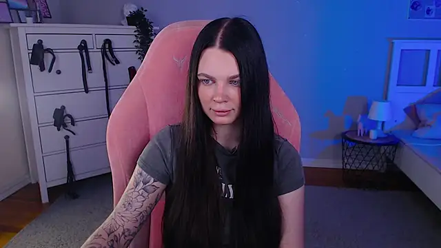 Michela Fruet online show from 10/06/25, 01:03