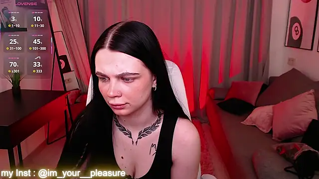 Michela Fruet online show from 02/18/26, 01:01