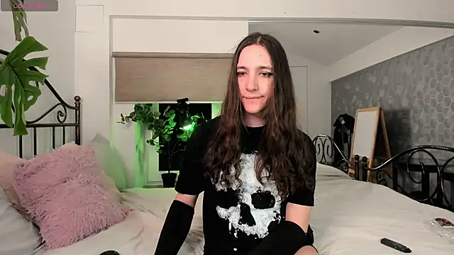 SilverMuse online show from 03/15/26, 08:15