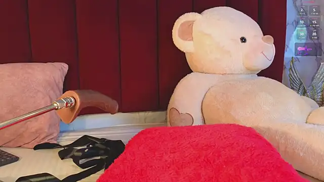 Snapshot of PrincePoppy chatting on 11/12/25, 09:03 PrincePoppy online show from 11/12/25, 09:03