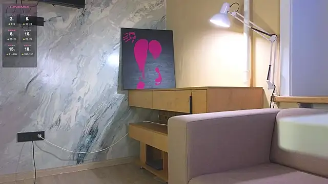 Snapshot of miss_bubbles_ chatting on 10/08/25, 12:30 miss bubbles online show from 10/08/25, 12:30