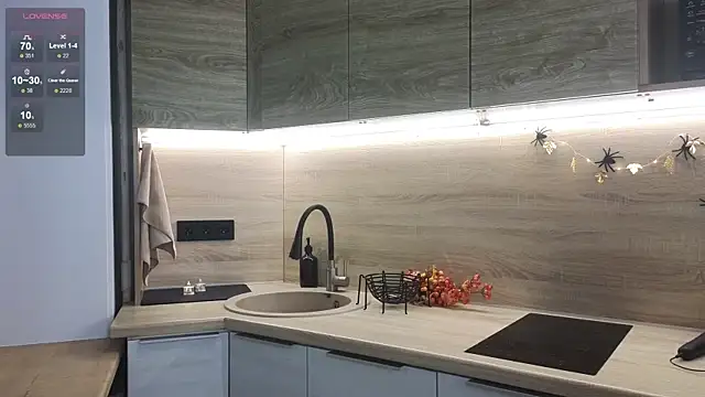 Snapshot of miss_bubbles_ chatting on 10/29/25, 01:08 miss bubbles online show from 10/29/25, 01:08