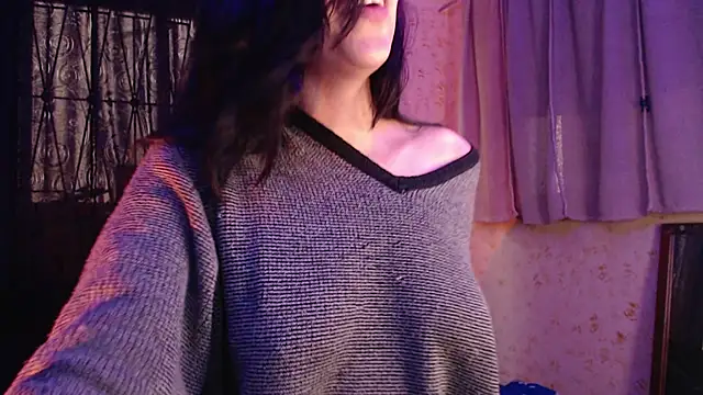 9Sophie Rosse online show from 06/19/26, 05:17