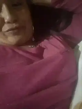 Moro 25 online show from 04/12/26, 02:22