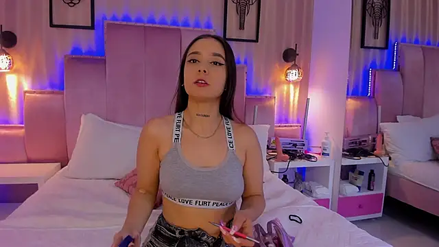 AlliceWinter online show from 02/09/26, 05:28