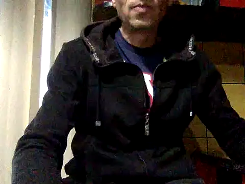 adiluci1 online show from 10/12/25, 01:54