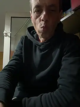 adiluci1 online show from 03/23/26, 06:23