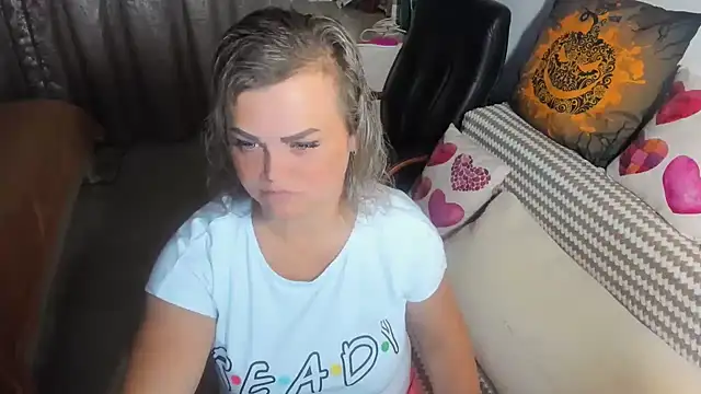 MildMature online show from 09/18/25, 09:17