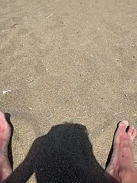 Snapshot of Sweden_Brian chatting on 09/18/25, 10:06 Sweden Brian online show from 09/18/25, 10:06