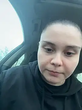 Snapshot of FemmeAffair chatting on 02/18/26, 04:36 FemmeAffair online show from 02/18/26, 04:36