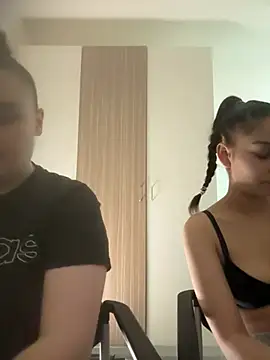 FemmeAffair online show from 04/01/26, 08:06