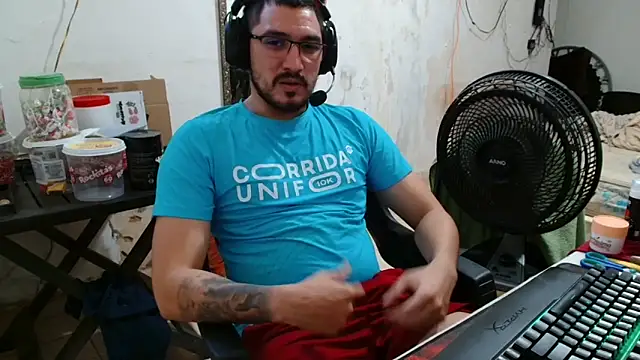 Leonino231 online show from 11/17/25, 06:03