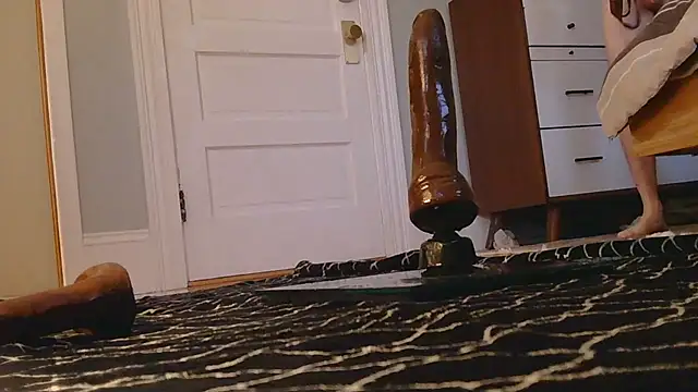 hungbottom603 online show from 09/19/25, 10:54