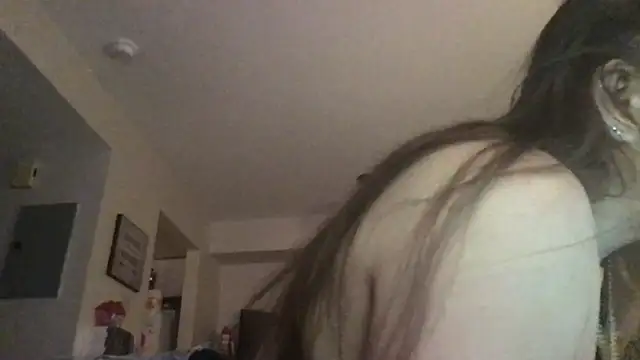 Snapshot of thedevinemama chatting on 02/02/26, 02:32 thedevinemama online show from 02/02/26, 02:32