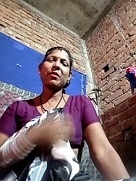 Savita992 online show from 10/28/25, 05:22