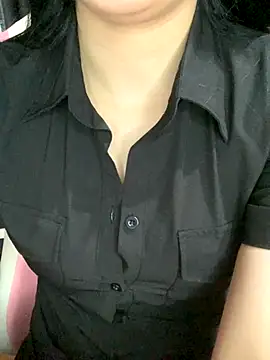 Linhtruong  online show from 09/24/25, 04:27