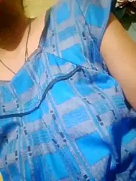 Snapshot of Daisygirl9 chatting on 10/18/25, 03:46 Daisygirl9 online show from 10/18/25, 03:46