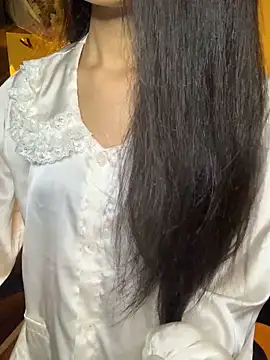 Nhinhi18 online show from 09/13/25, 03:01