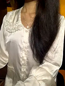 Nhinhi18 online show from 10/12/25, 04:28