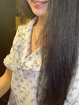 Nhinhi18 online show from 04/18/26, 03:16