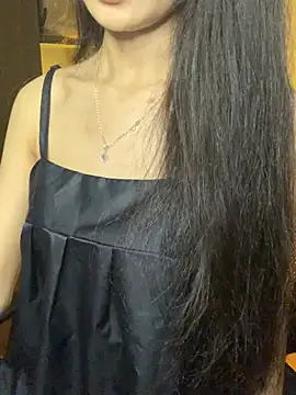 Nhinhi18 online show from 07/28/26, 03:32
