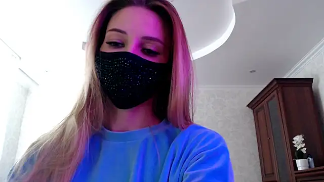 Iris lave online show from 07/08/26, 03:16