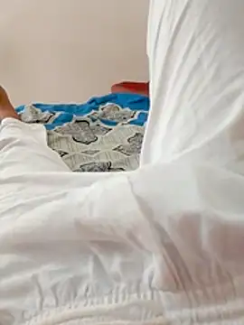 hackyourpussyxh online show from 04/17/26, 02:25