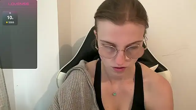 BustyKellyXXX online show from 10/10/25, 09:08