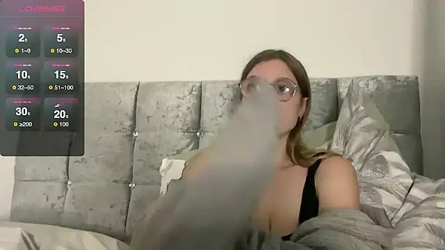 BustyKellyXXX online show from 10/12/25, 06:07