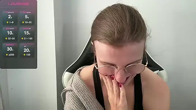 BustyKellyXXX online show from 11/25/25, 10:26