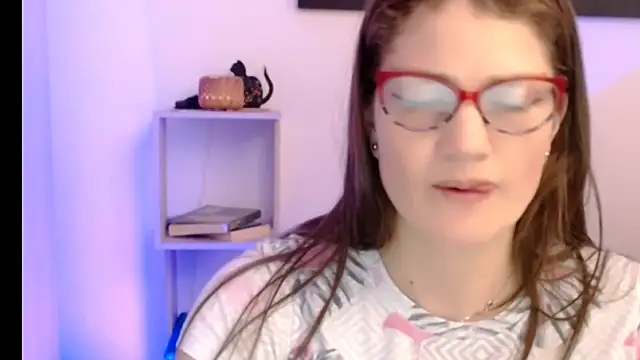 Snapshot of Camila-ventura chatting on 06/14/26, 12:07 Camila-ventura online show from 06/14/26, 12:07