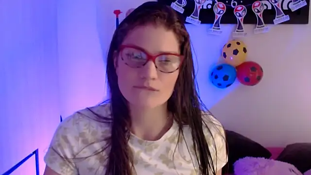 Camila-ventura online show from 06/29/26, 12:05