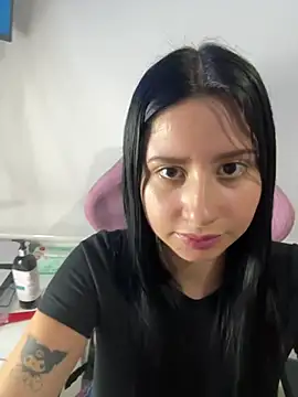 lucy grey25 online show from 04/15/26, 02:35