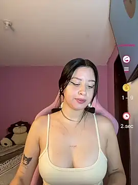 Snapshot of lucy_grey25 chatting on 07/02/26, 05:08 lucy grey25 online show from 07/02/26, 05:08