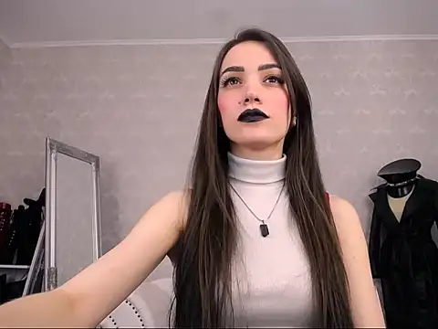 Snapshot of AlienaMoore chatting on 09/12/25, 04:29 AlienaMoore online show from 09/12/25, 04:29