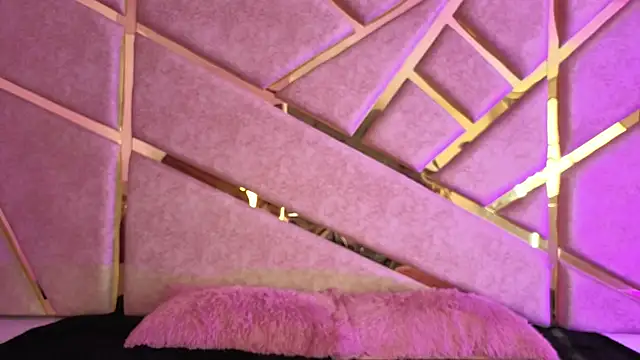 Zafiro claire online show from 11/16/25, 07:08