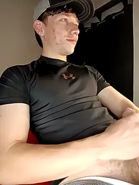 Snapshot of Logan_sixxer chatting on 10/11/25, 03:50 Logan sixxer online show from 10/11/25, 03:50