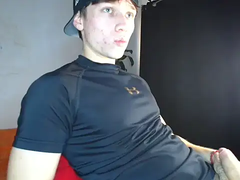 Snapshot of Logan_sixxer chatting on 11/07/25, 09:04 Logan sixxer online show from 11/07/25, 09:04