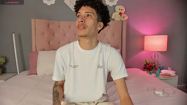 Joe And Emma online show from 11/23/25, 01:05