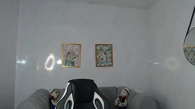 Snapshot of _Mia_sweet_b chatting on 09/18/25, 12:51 Mia sweet b online show from 09/18/25, 12:51