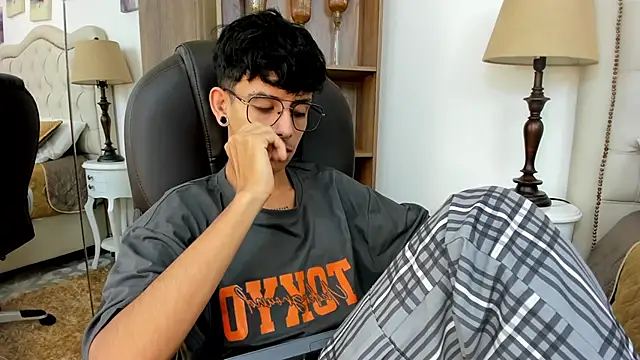Ibratxandy online show from 05/28/26, 12:02