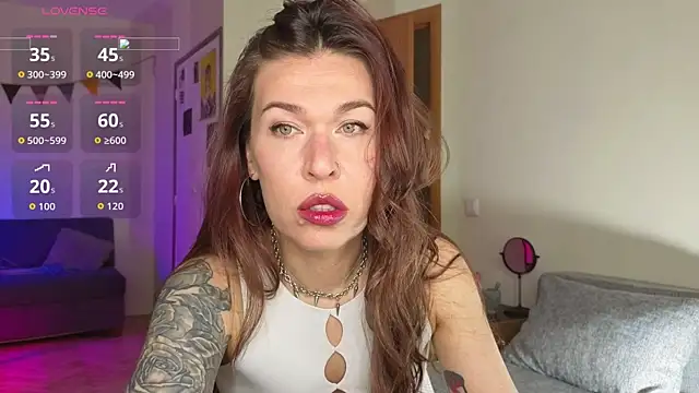ReginaFoXXXy online show from 06/09/26, 11:22