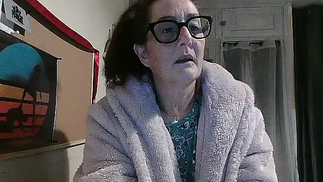 Mistress-Ivy51 online show from 11/25/25, 06:57