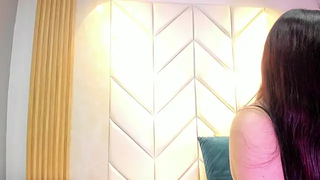 BarbieMonet online show from 10/27/25, 11:47