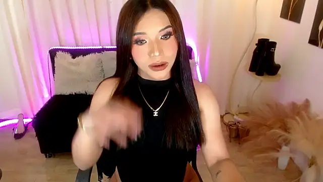 Ubanescka online show from 11/19/25, 05:35