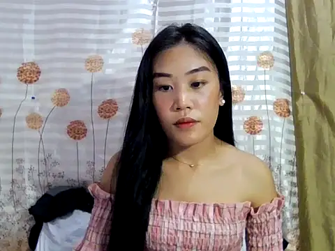 YourWildestDoll online show from 11/06/25, 08:04