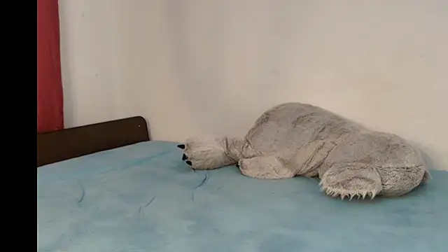 JullyanaRain online show from 04/24/26, 08:00